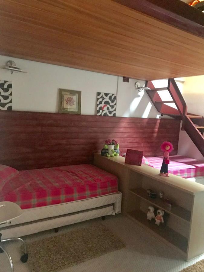 Apto. Duplex Em * Campos do Jordão