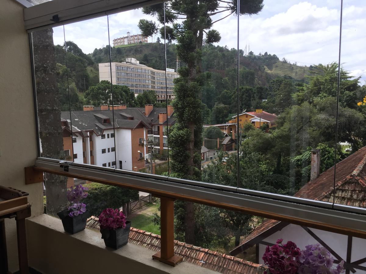 Apto. Duplex Em * Campos do Jordão